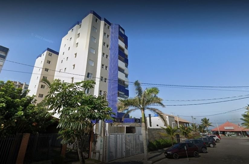 Apartamento com 3 dormitórios com vista para o mar no bairro Centro