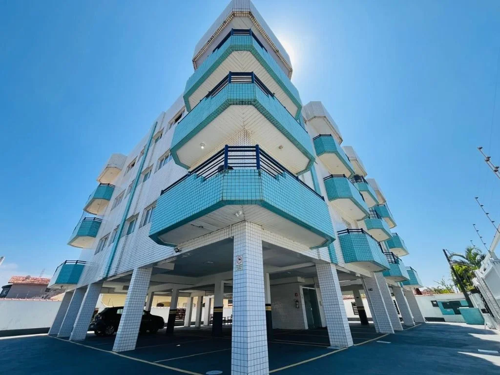 Apartamento com 1 dormitório com vista para o mar no bairro Plataforma