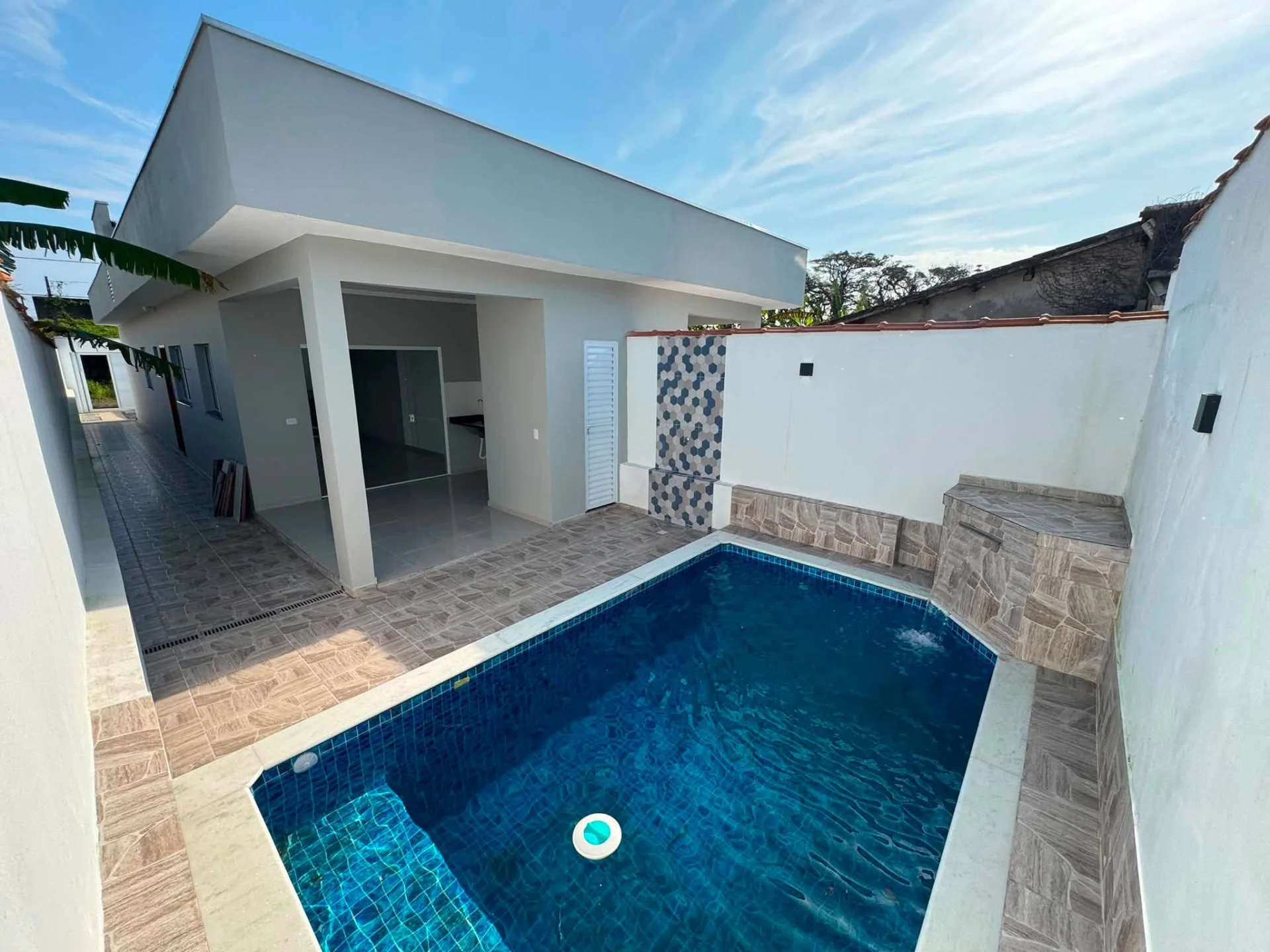 Casa com 2 dormitórios no bairro Balneario Las Vegas